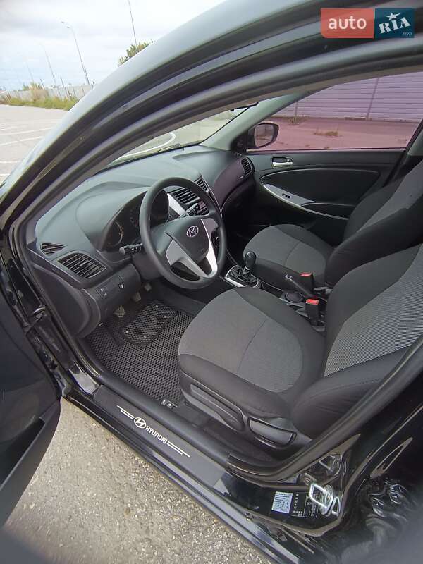 Седан Hyundai Accent 2013 в Виннице фото 32 Седан Hyundai Accent 2013 в Виннице