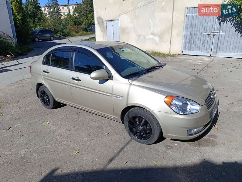 Hyundai Accent 2008