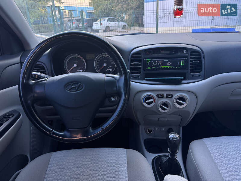 Седан Hyundai Accent 2008 в Одессе