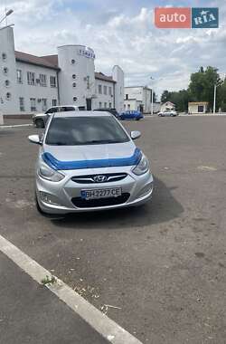Седан Hyundai Accent 2012 в Березовке