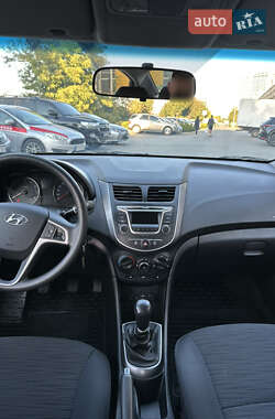 Седан Hyundai Accent 2016 в 