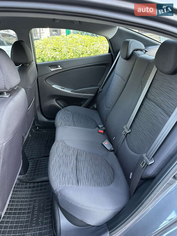 Седан Hyundai Accent 2016 в Одессе