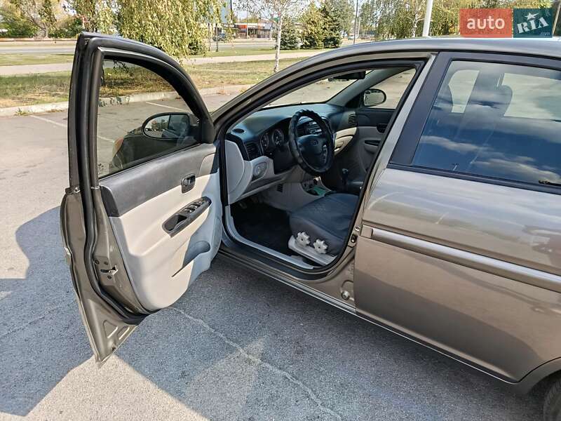 Седан Hyundai Accent 2008 в Запоріжжі