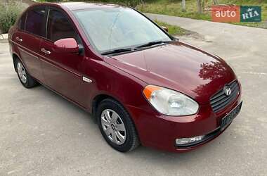 Седан Hyundai Accent 2010 в 