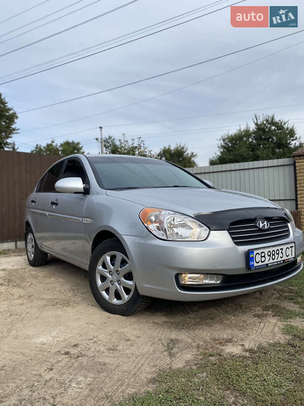 Седан Hyundai Accent 2008 в Конотопе