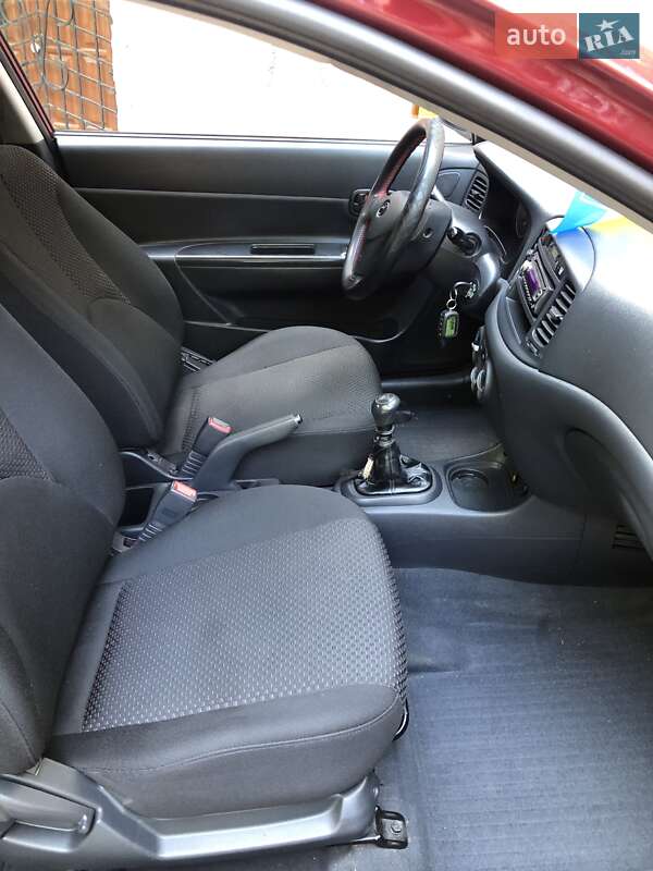 Хетчбек Hyundai Accent 2008 в Житомирі