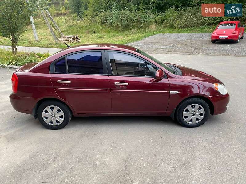 Седан Hyundai Accent 2010 в Виннице