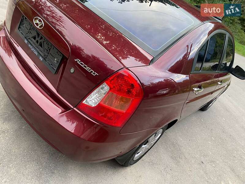 Седан Hyundai Accent 2010 в Виннице