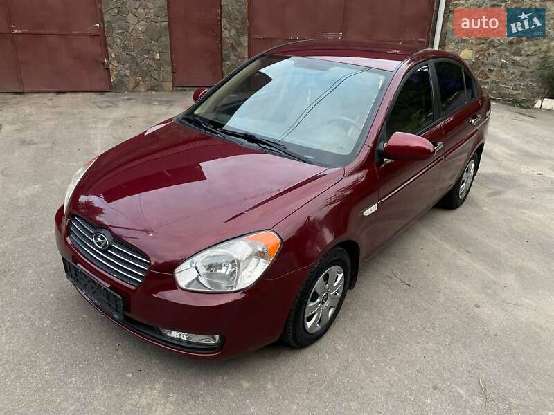 Седан Hyundai Accent 2010 в Виннице