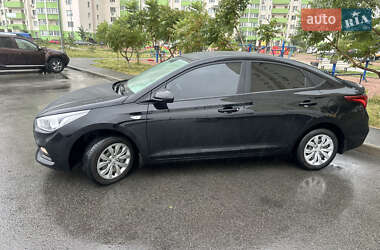 Седан Hyundai Accent 2017 в 