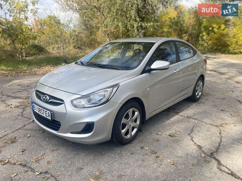 Седан Hyundai Accent 2011 в Кременчуге