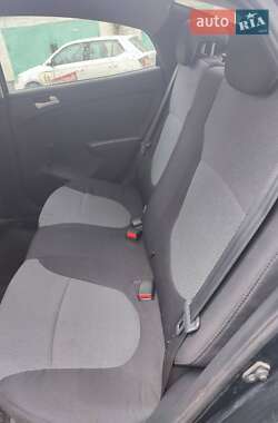 Седан Hyundai Accent 2012 в 