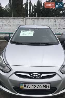 Седан Hyundai Accent 2012 в Киеве