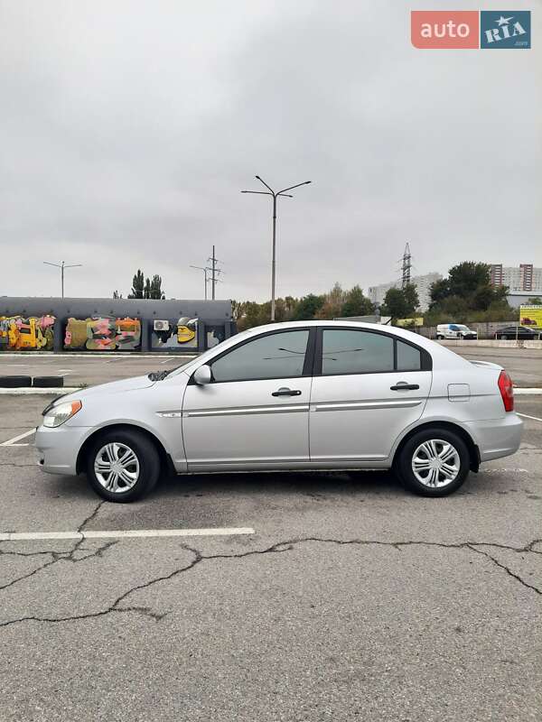 Седан Hyundai Accent 2008 в Киеве