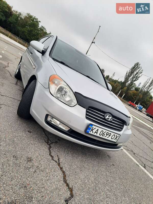 Седан Hyundai Accent 2008 в Киеве