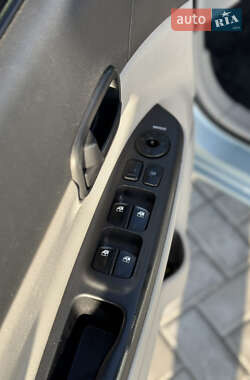 Седан Hyundai Accent 2008 в 