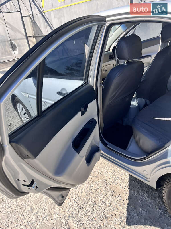 Седан Hyundai Accent 2007 в Днепре