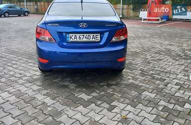 Седан Hyundai Accent 2012 в 