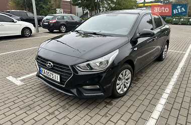 Седан Hyundai Accent 2017 в Киеве
