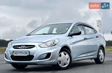 Седан Hyundai Accent 2011 в Виннице