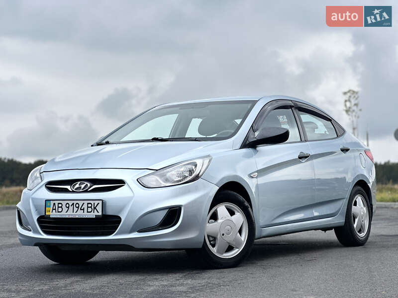 Hyundai Accent 2011
