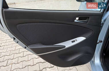Седан Hyundai Accent 2011 в 