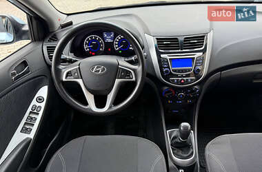 Седан Hyundai Accent 2011 в 