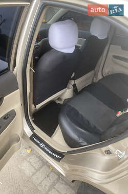 Седан Hyundai Accent 2009 в 
