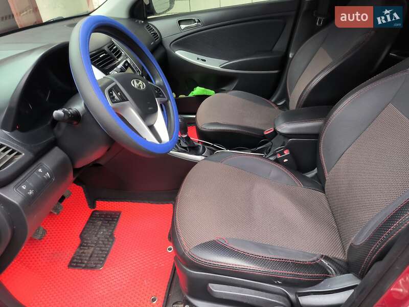 Седан Hyundai Accent 2012 в Киеве фото 4 Седан Hyundai Accent 2012 в Киеве