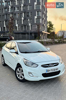 Седан Hyundai Accent 2012 в Кропивницькому