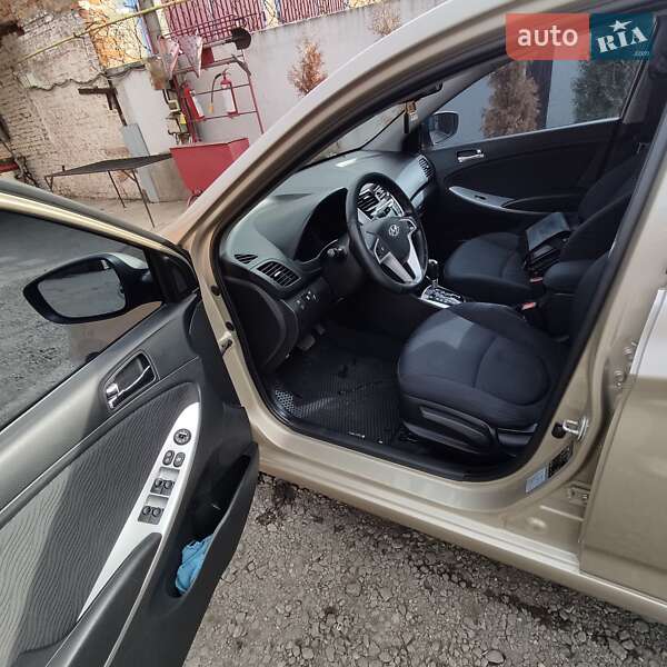 Седан Hyundai Accent 2012 в Сумах фото 13 Седан Hyundai Accent 2012 в Сумах