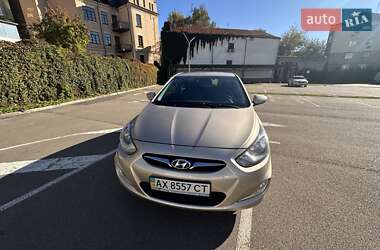 Седан Hyundai Accent 2012 в Києві