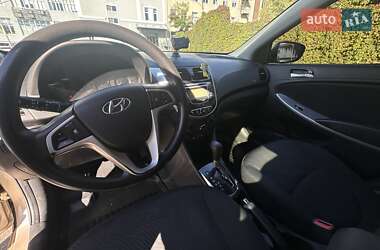 Седан Hyundai Accent 2012 в 
