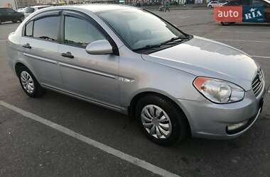 Седан Hyundai Accent 2008 в Киеве