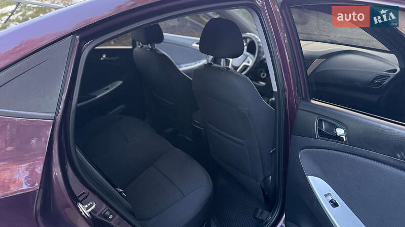 Седан Hyundai Accent 2012 в Василькове фото 23 Седан Hyundai Accent 2012 в Василькове