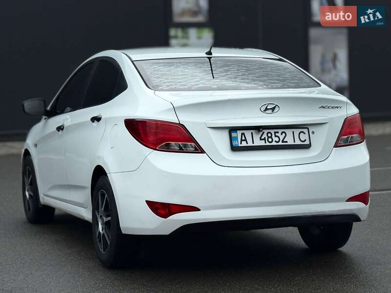 Седан Hyundai Accent 2016 в Киеве