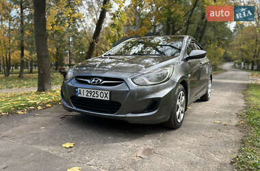 Седан Hyundai Accent 2013 в Києві