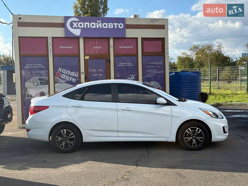 Седан Hyundai Accent 2016 в Одессе