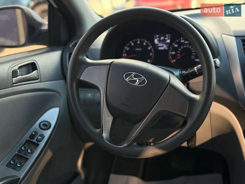 Седан Hyundai Accent 2016 в Одессе