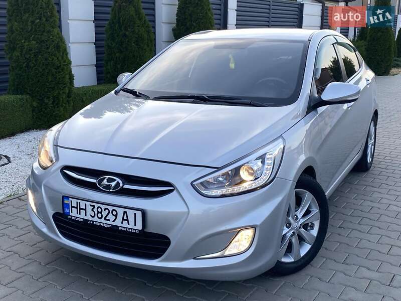 Седан Hyundai Accent 2016 в Одессе