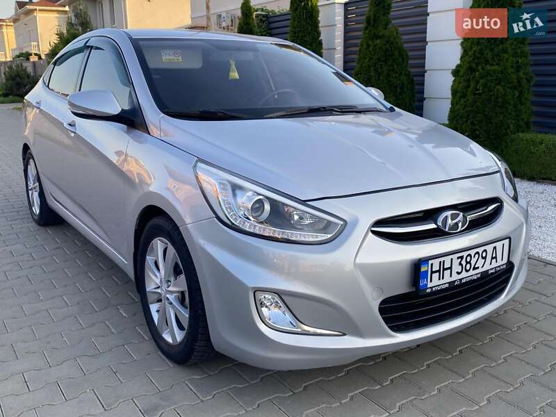 Седан Hyundai Accent 2016 в Одессе