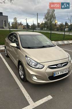 Седан Hyundai Accent 2011 в 