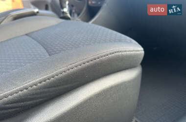 Хэтчбек Hyundai Accent 2012 в 