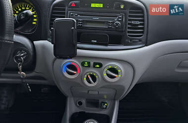 Седан Hyundai Accent 2008 в 