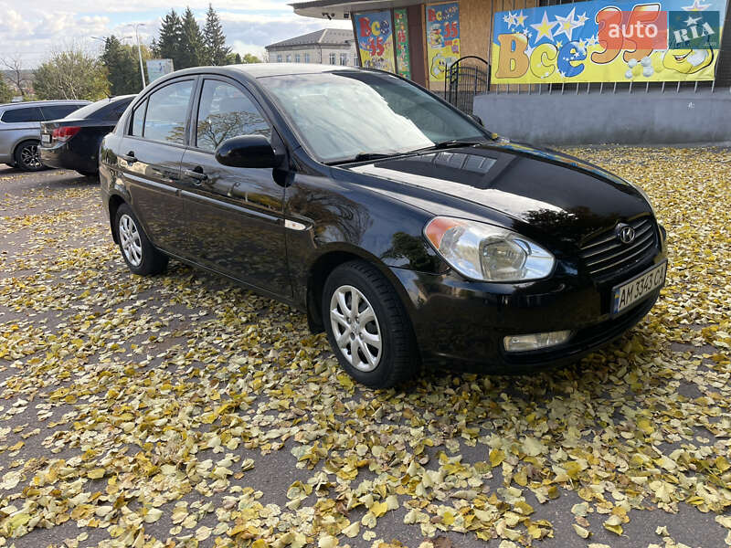Седан Hyundai Accent 2008 в Радомышле