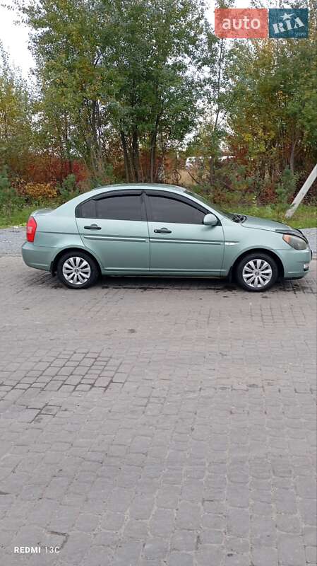 Седан Hyundai Accent 2007 в Львові