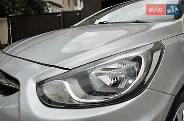 Седан Hyundai Accent 2013 в 