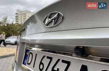 Седан Hyundai Accent 2013 в 