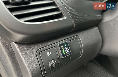 Седан Hyundai Accent 2013 в 