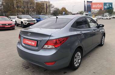 Седан Hyundai Accent 2018 в 